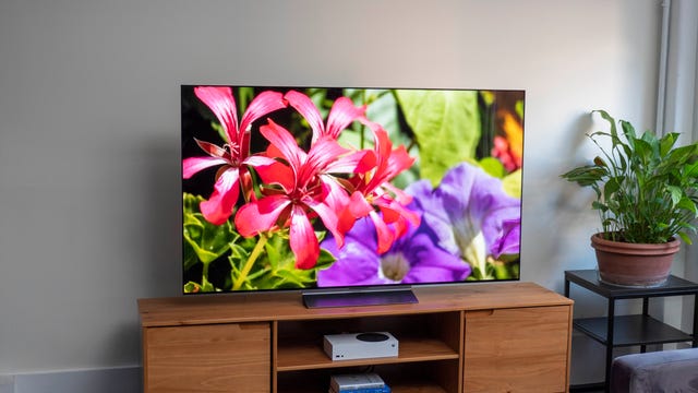 The 2023 LG C3 OLED TV